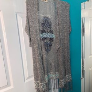 Hollister Short-sleeve Fringe Cardigan. One Size